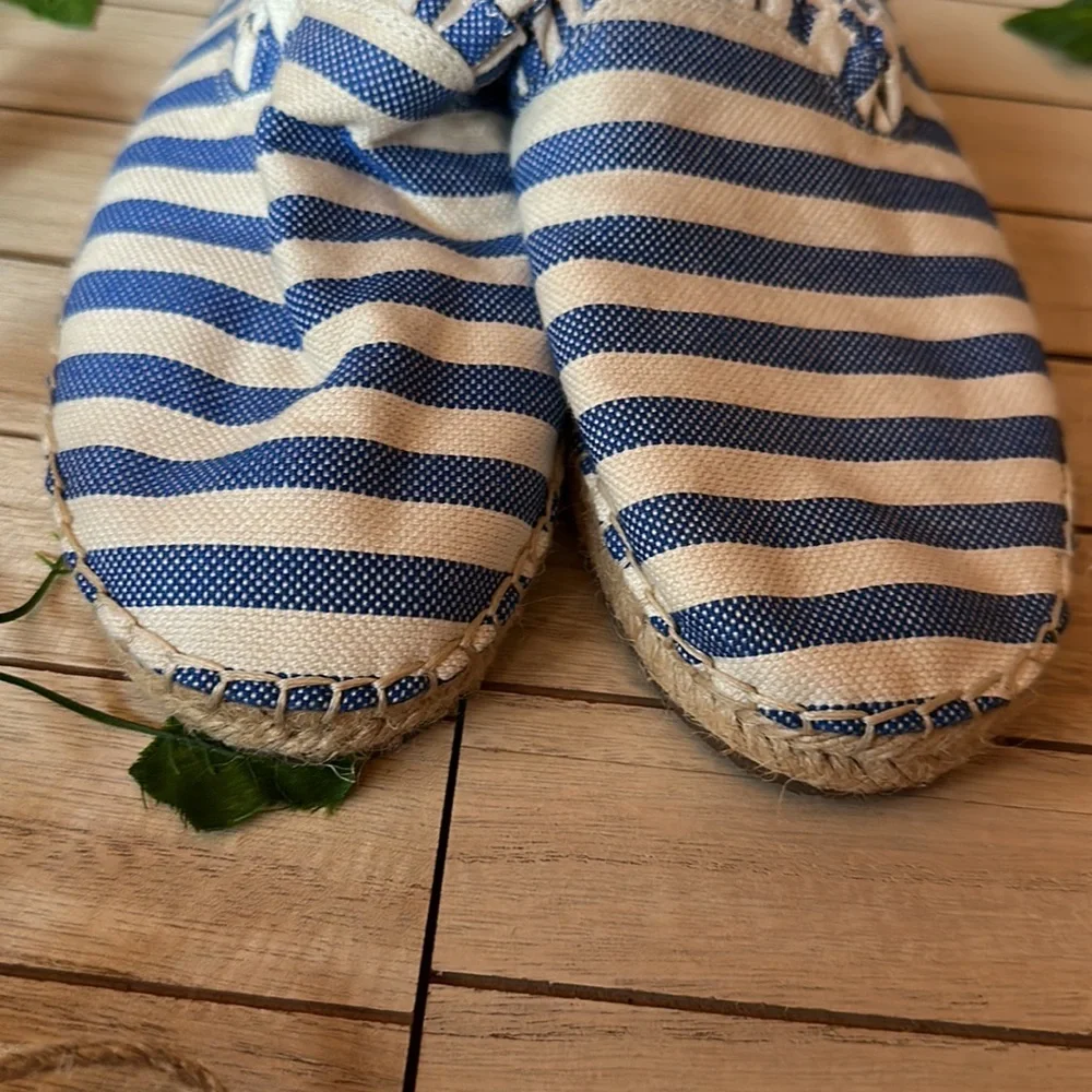 Kate spade espadrilles- flats  nautical beach worn but okay shape Vacation time! - Picture 7 of 8